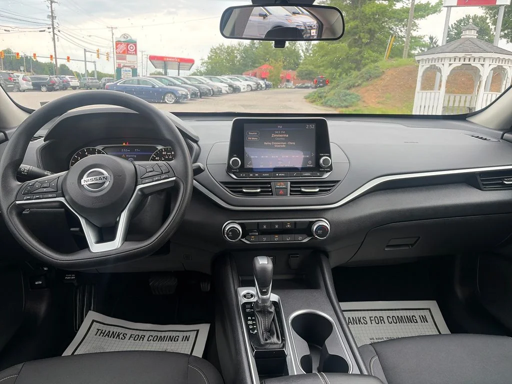 Used 2022 Gray Nissan 2.5 SV image 13