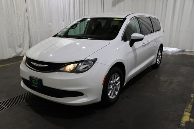 Used 2023 White Chrysler LX image 30