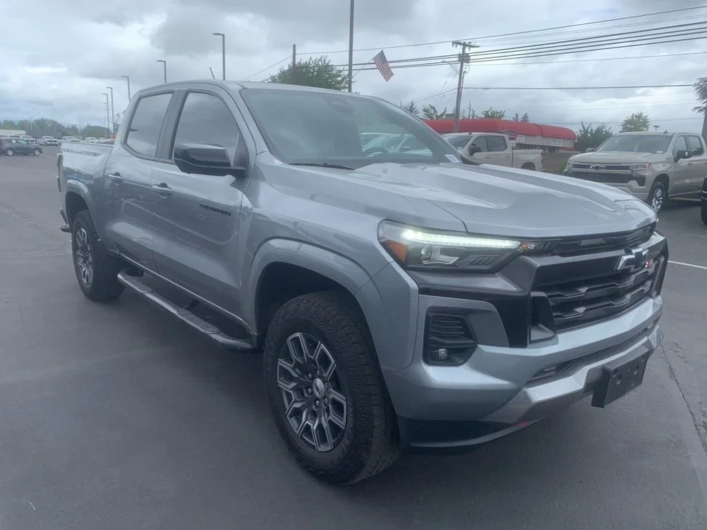 Used 2026 Sterling Gray Metallic Chevrolet Z71 image 6