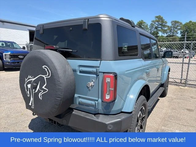 Used 2021 Blue Ford Outer Banks image 12