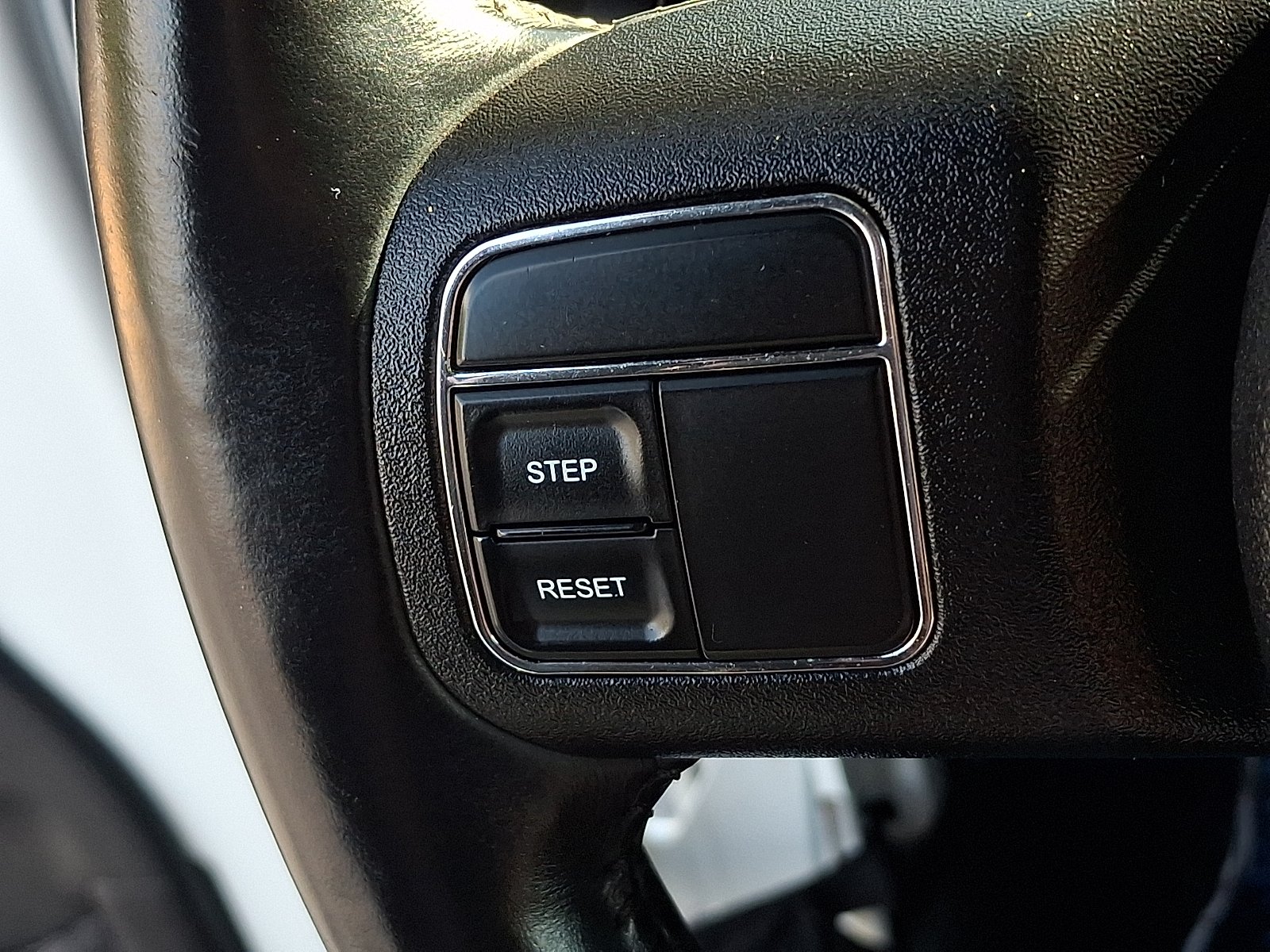 Used 2016 Bright White Clearcoat - PW7 Jeep Sahara image 22