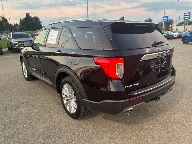Used 2020 Black Ford Limited image 5