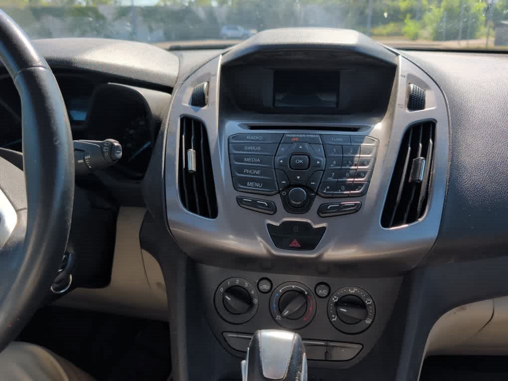 Used 2015 Magnetic Metallic Ford XLT image 9