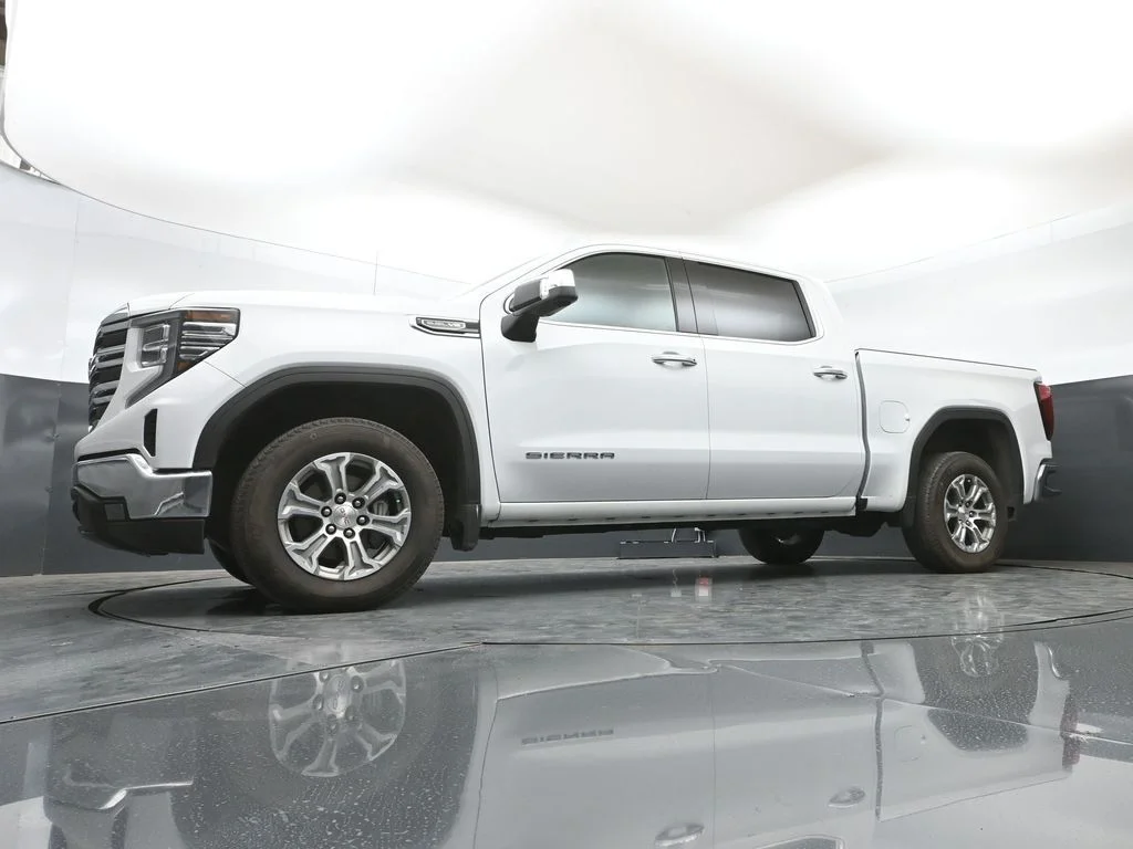 2024 GMC Sierra 1500 SLT - Photo 50