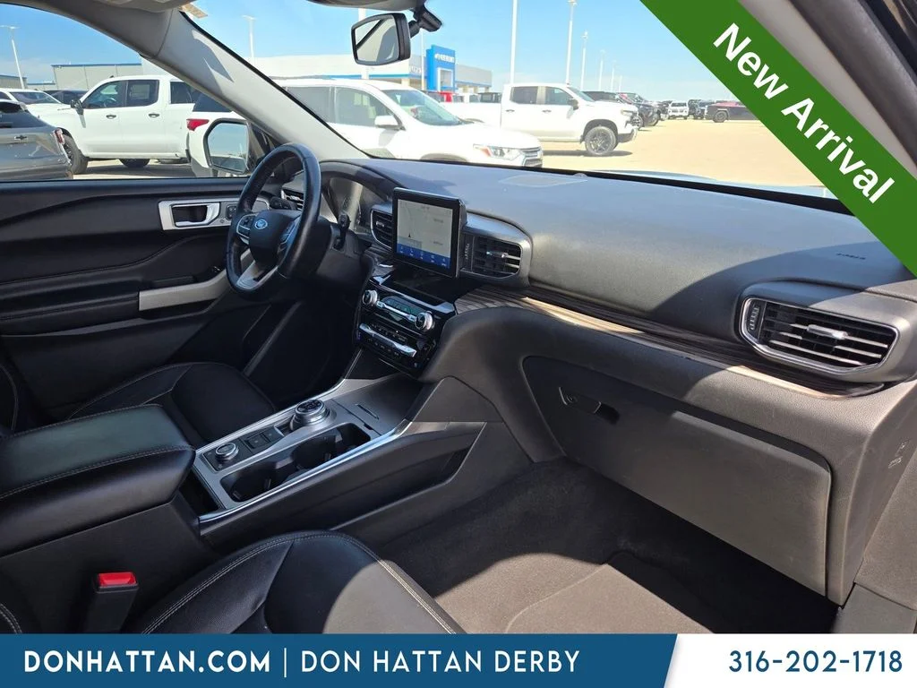 Used 2022 Black Ford Limited image 11