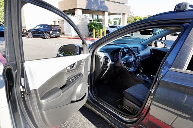 Used 2020 Gray Hyundai SEL Plus image 35