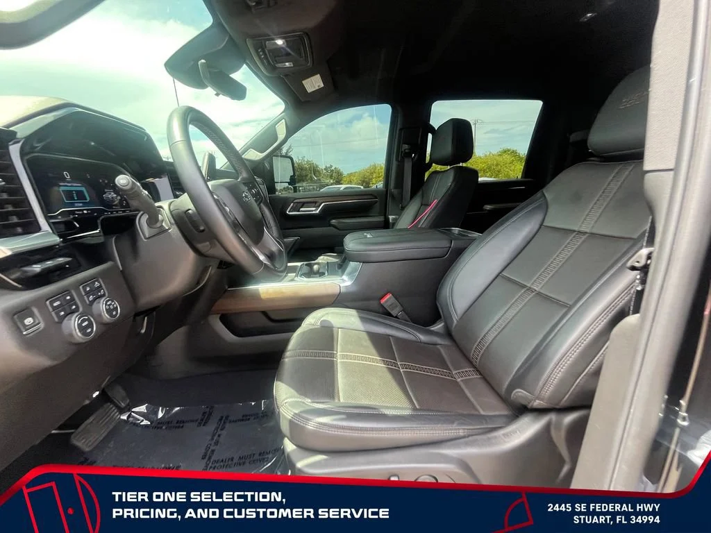 Used 2024 Black Chevrolet High Country image 10