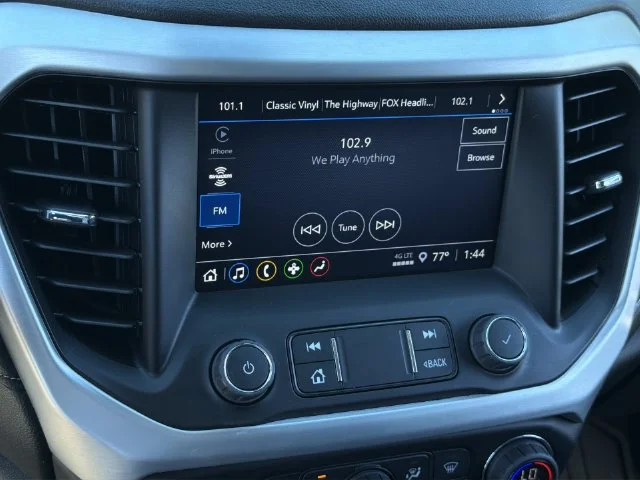 Used 2023 Silver GMC SLE image 24