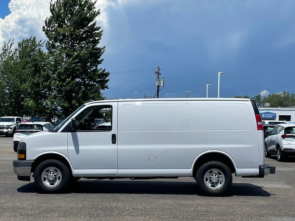 Used 2019 White GMC Work Van image 5