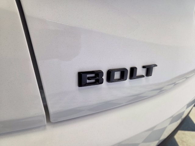 2027 Chevrolet Bolt LT - Photo 15