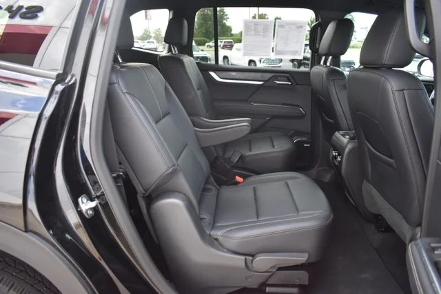 Used 2026 Black GMC Elevation image 19