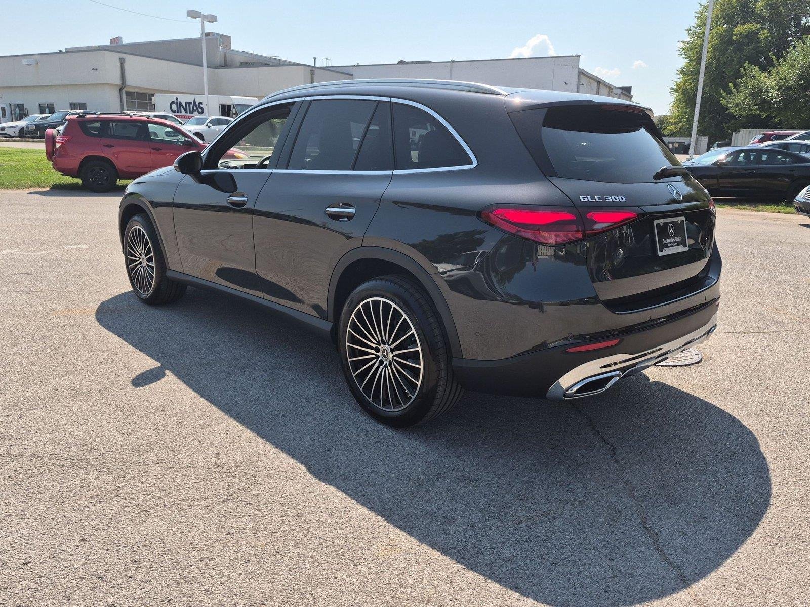 New 2027 Graphite Grey Metallic Mercedes-Benz GLC 300 image 3