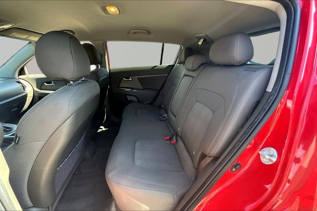Used 2011 Red Kia LX image 21