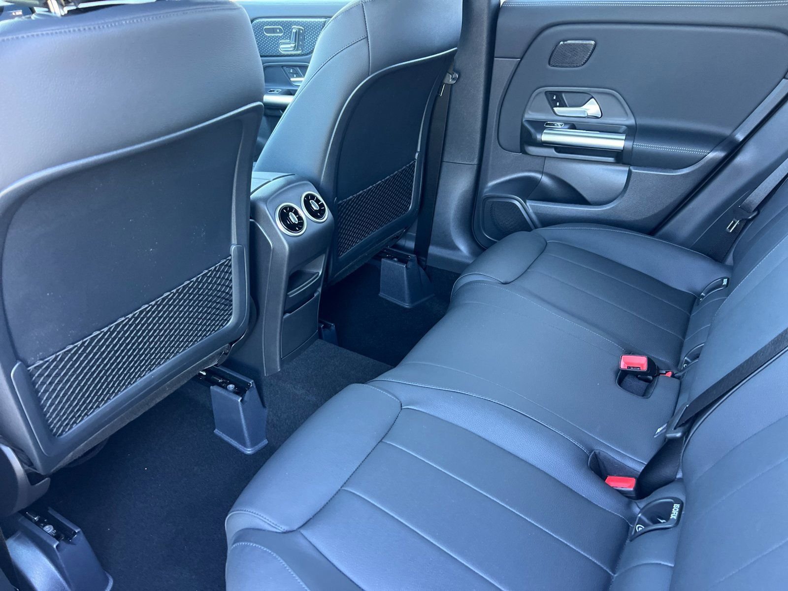 New 2026 Polar White Mercedes-Benz 250 image 4