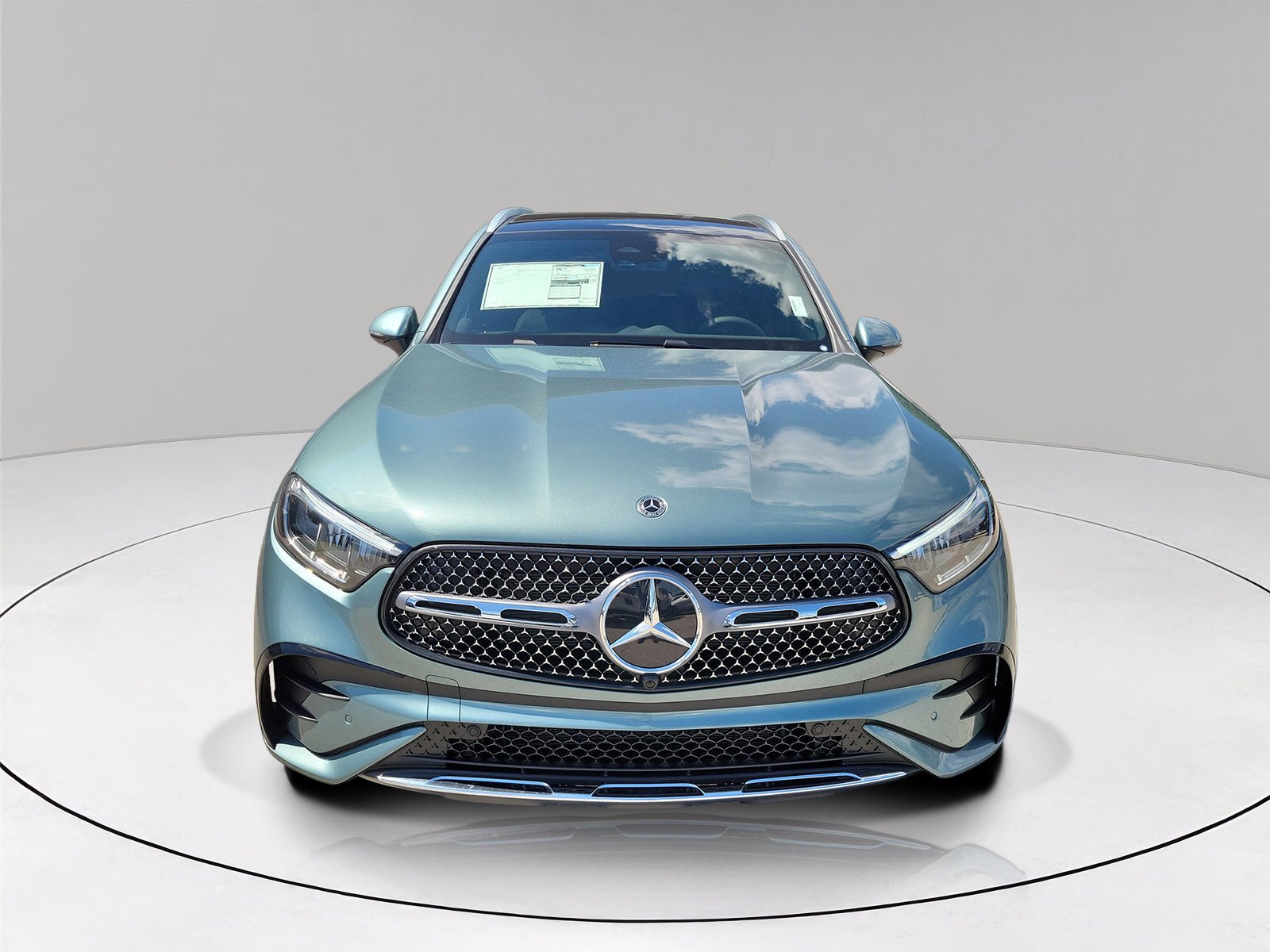 New 2026 Verde Silver Metallic Mercedes-Benz GLC 300 image 2