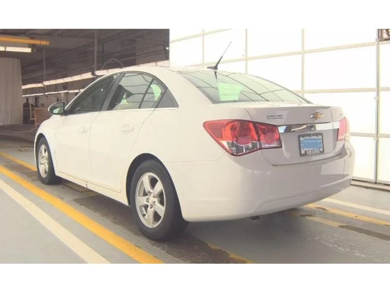 Used 2014 Summit White Chevrolet 1LT image 3
