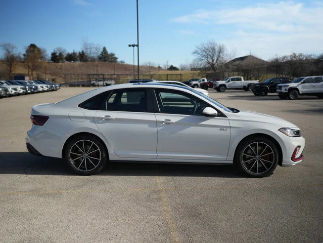 New 2026 Pure White Volkswagen 2.0T Autobahn image 9