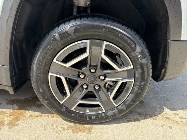 New 2026 White Jeep Laredo image 32