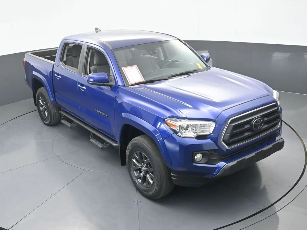 Used 2022 Blue Toyota SR5 image 49