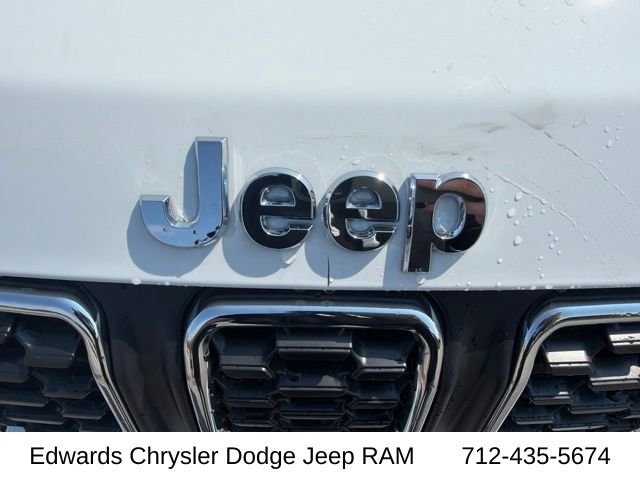 New 2026 Bright White Clear-Coat Exterior Paint Jeep 85TH ANNIVERSARY EDITION image 11