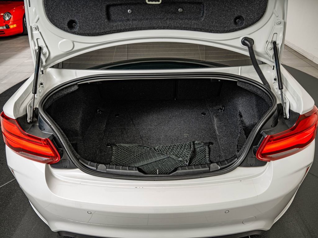 Used 2020 Alpine White BMW Competition image 45