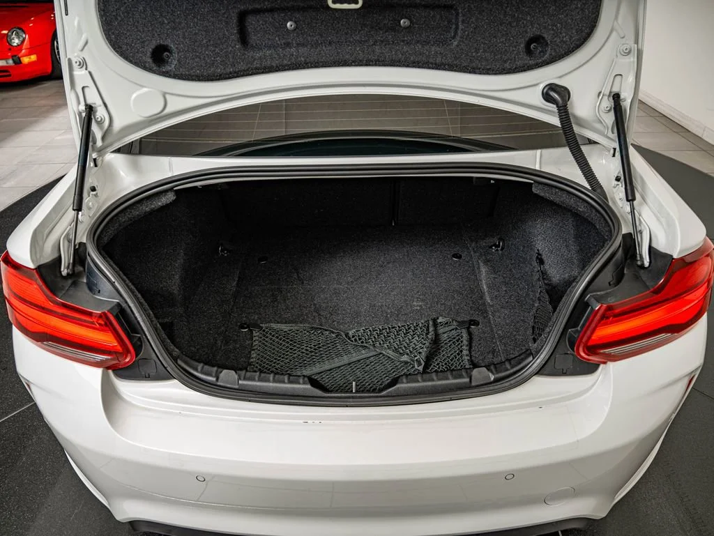 Used 2020 Alpine White BMW Competition image 45