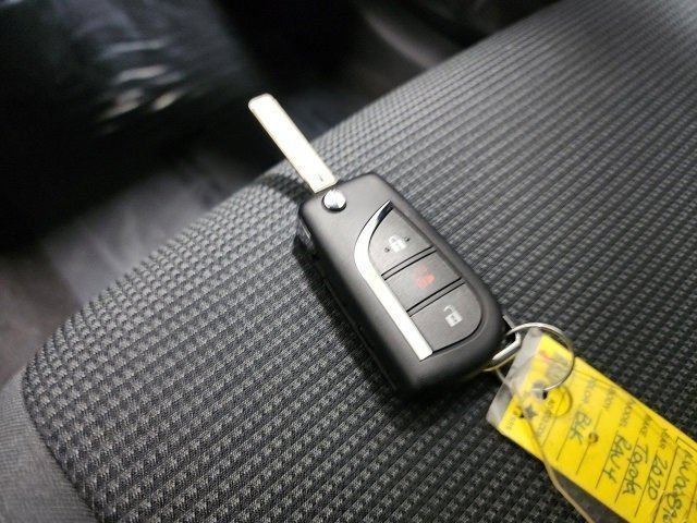 Used 2020 Midnight Black Metallic Toyota LE image 30