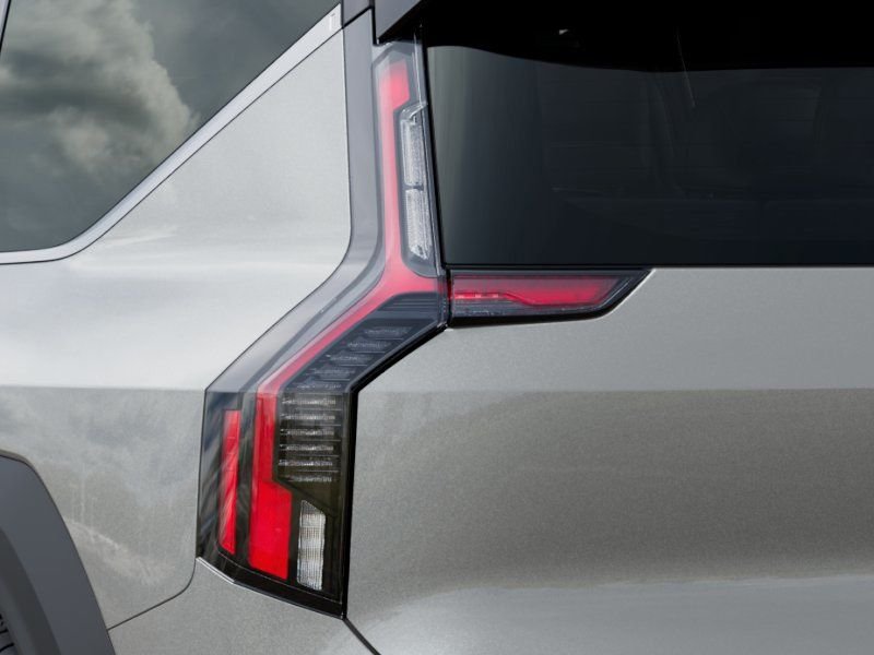New 2026 Ivory Silver Kia Wind AWD image 11