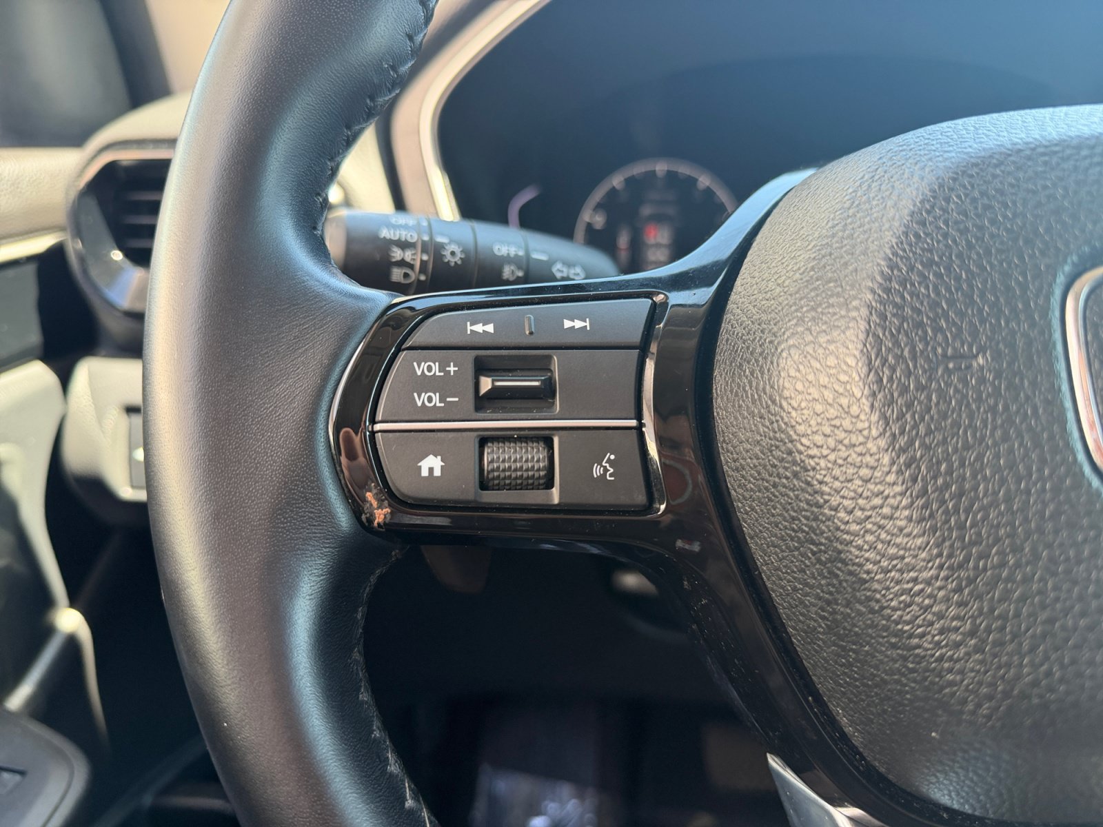 2023 Honda Pilot EX-L - Photo 11