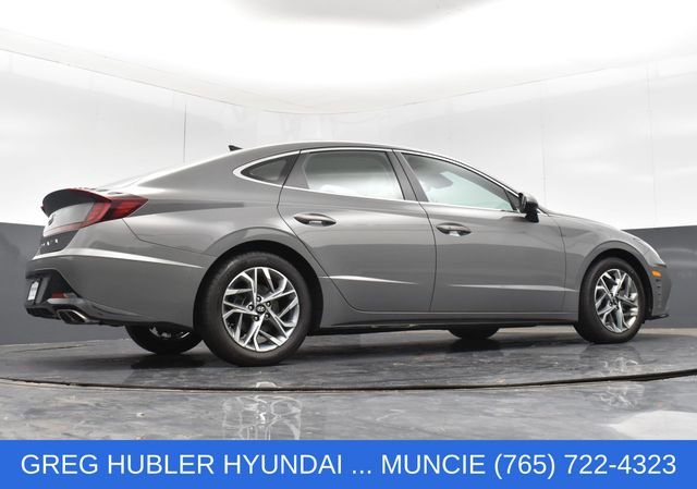 Used 2023 Gray Hyundai SEL image 19