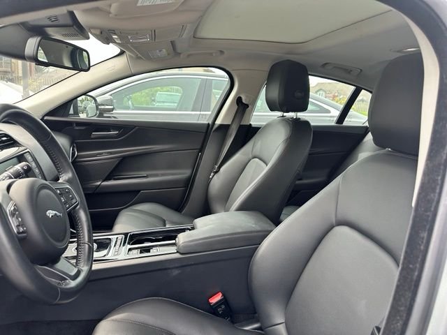 Used 2018 Indus Silver Jaguar 25t Premium image 7