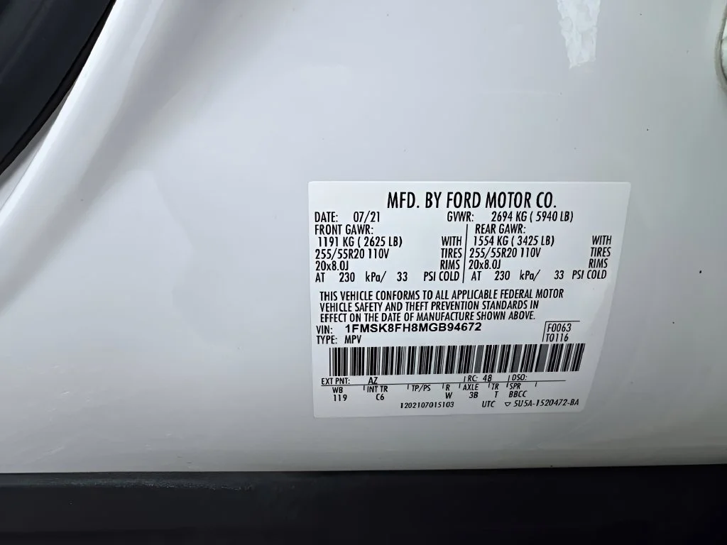 Used 2021 White Ford Limited image 30