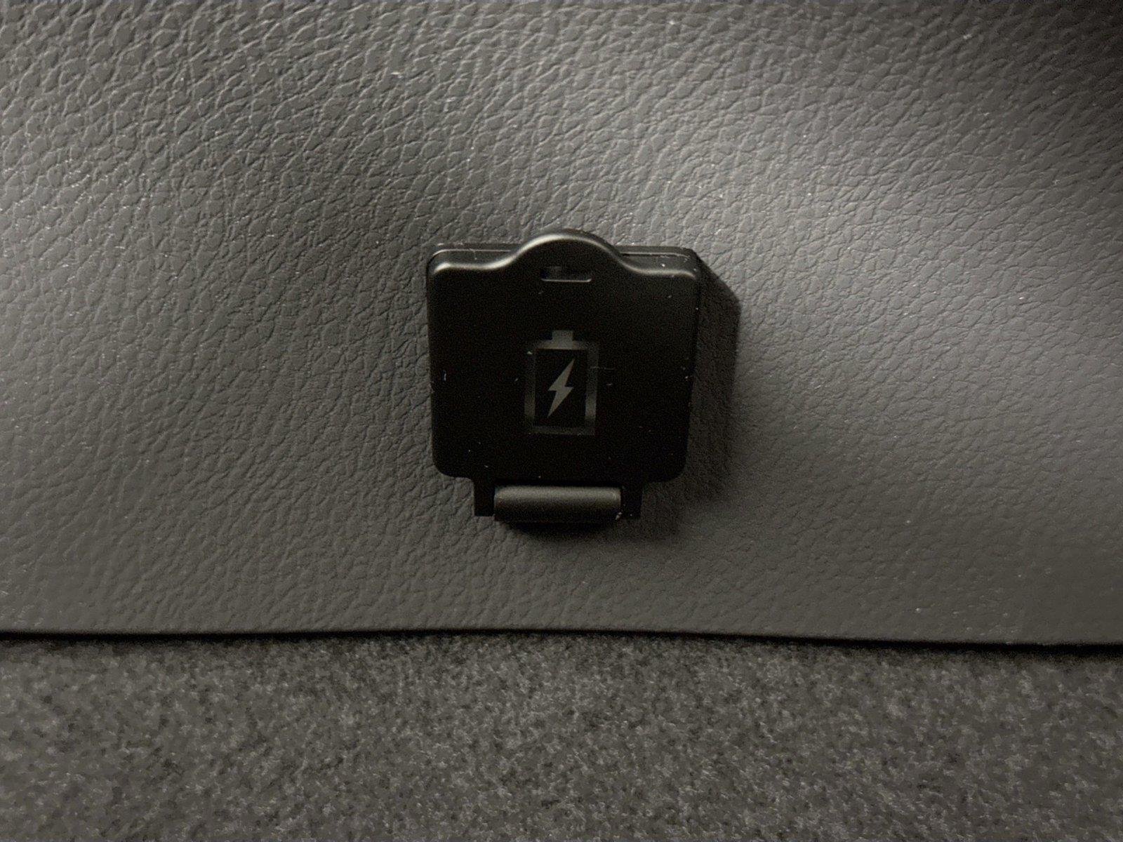 Used 2018 Predawn Gray Mica Toyota XLE image 37
