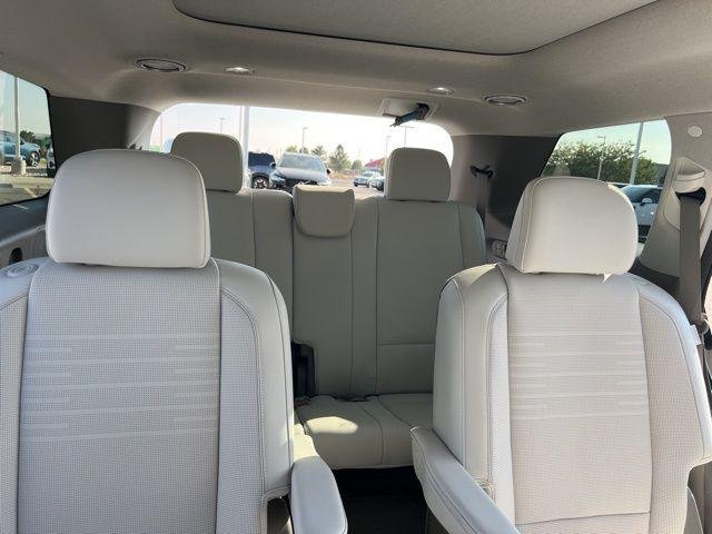2026 Hyundai Palisade Limited - Photo 27