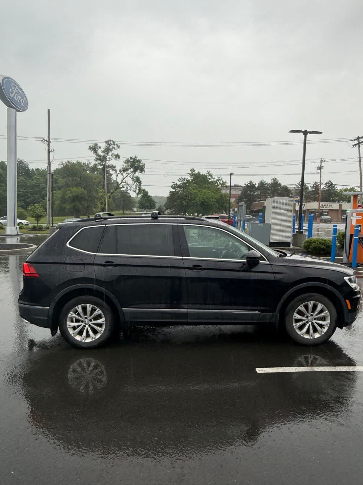 Used 2018  Volkswagen SE image 5