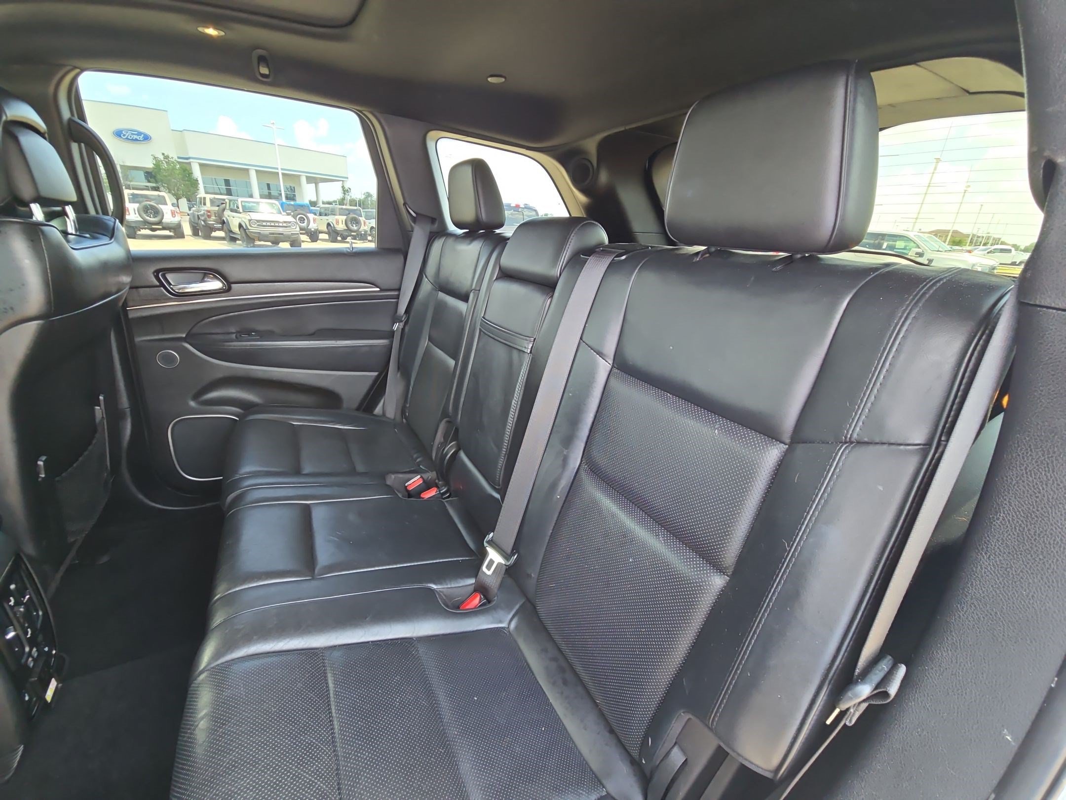 Used 2021 Bright White Clearcoat Jeep Overland image 25