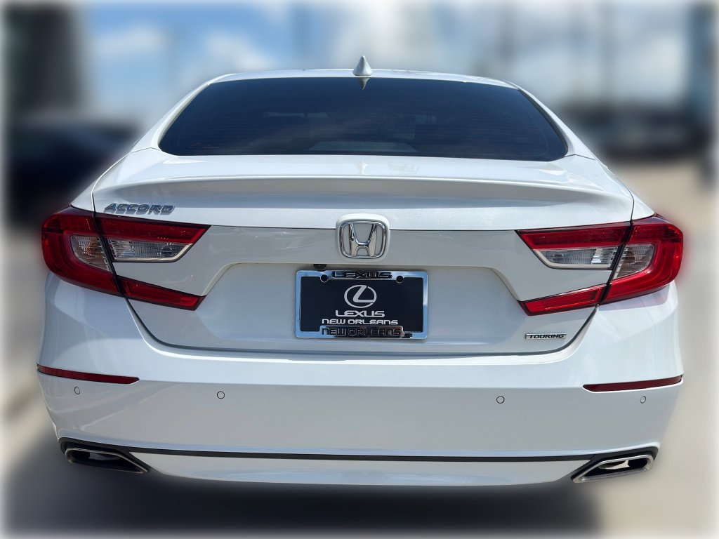 Used 2018 WHITE Honda Touring image 5