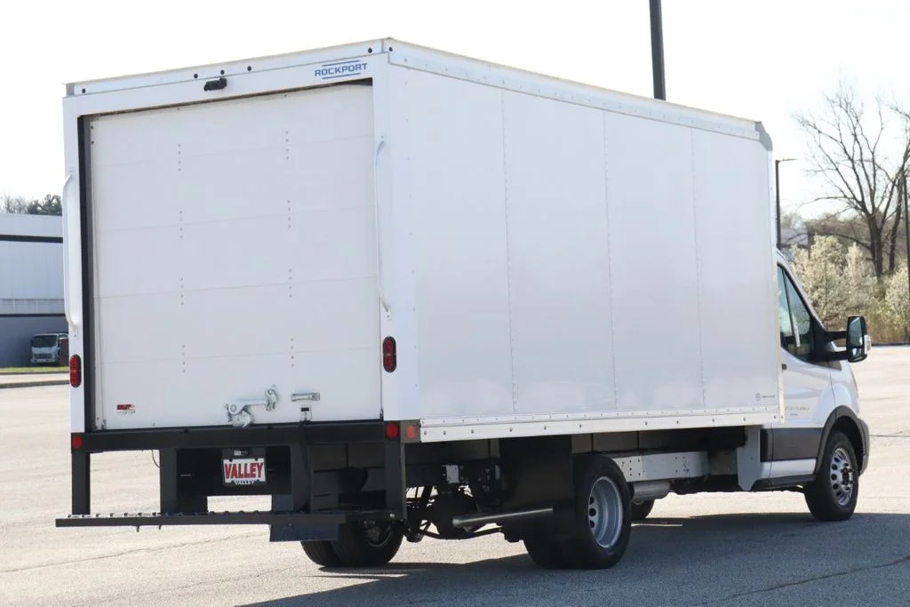 Used 2024 White Ford Base image 9
