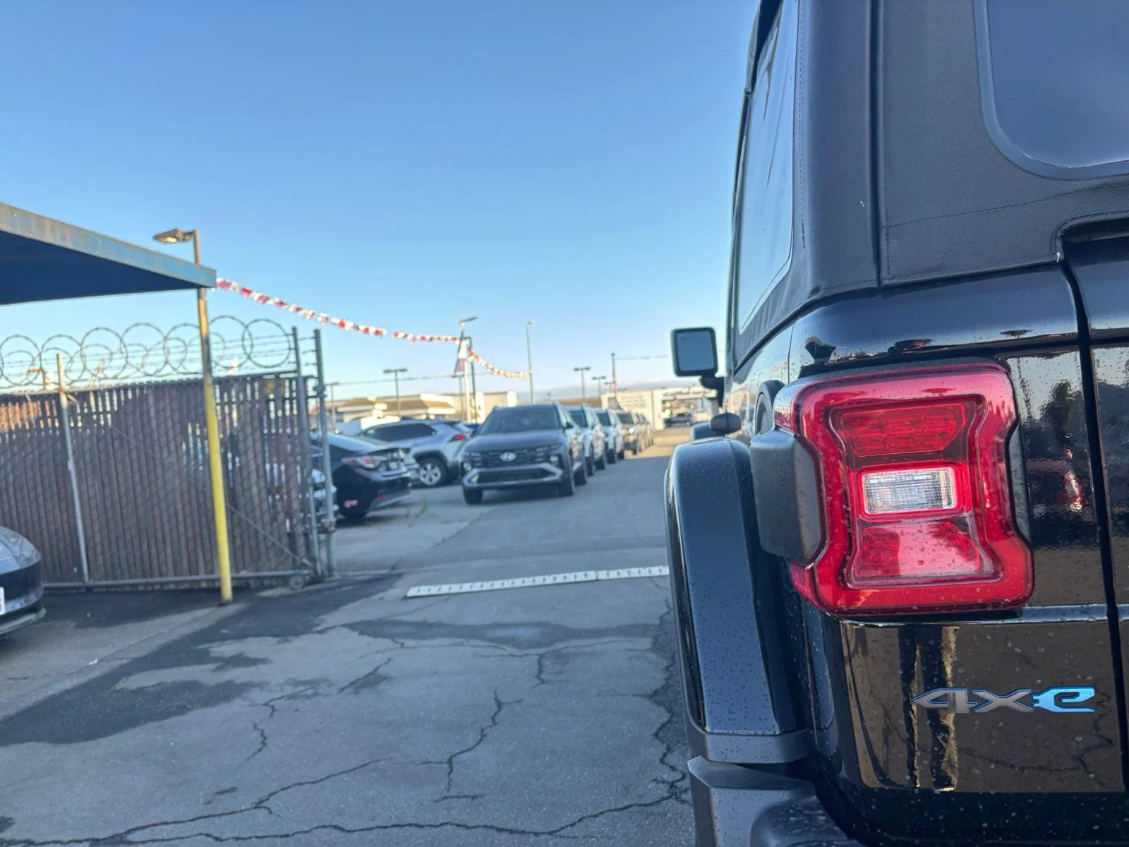 2021 Jeep Wrangler Unlimited Rubicon 4XE - Photo 36