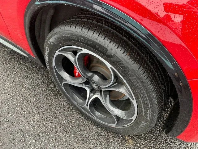 Certified Used 2024 Red Alfa Romeo Veloce image 10