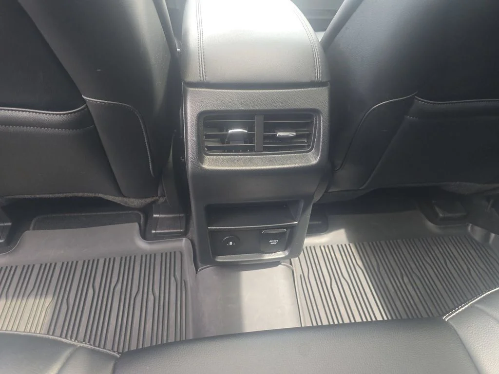Used 2023 Black Metallic Ford SEL image 18