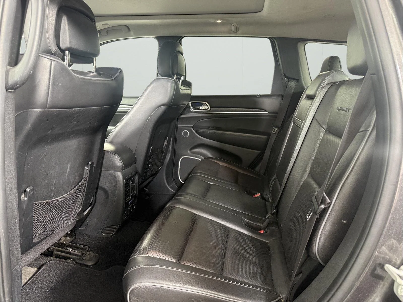 Used 2021 Granite Crystal Metallic Clearcoat Jeep Summit image 7