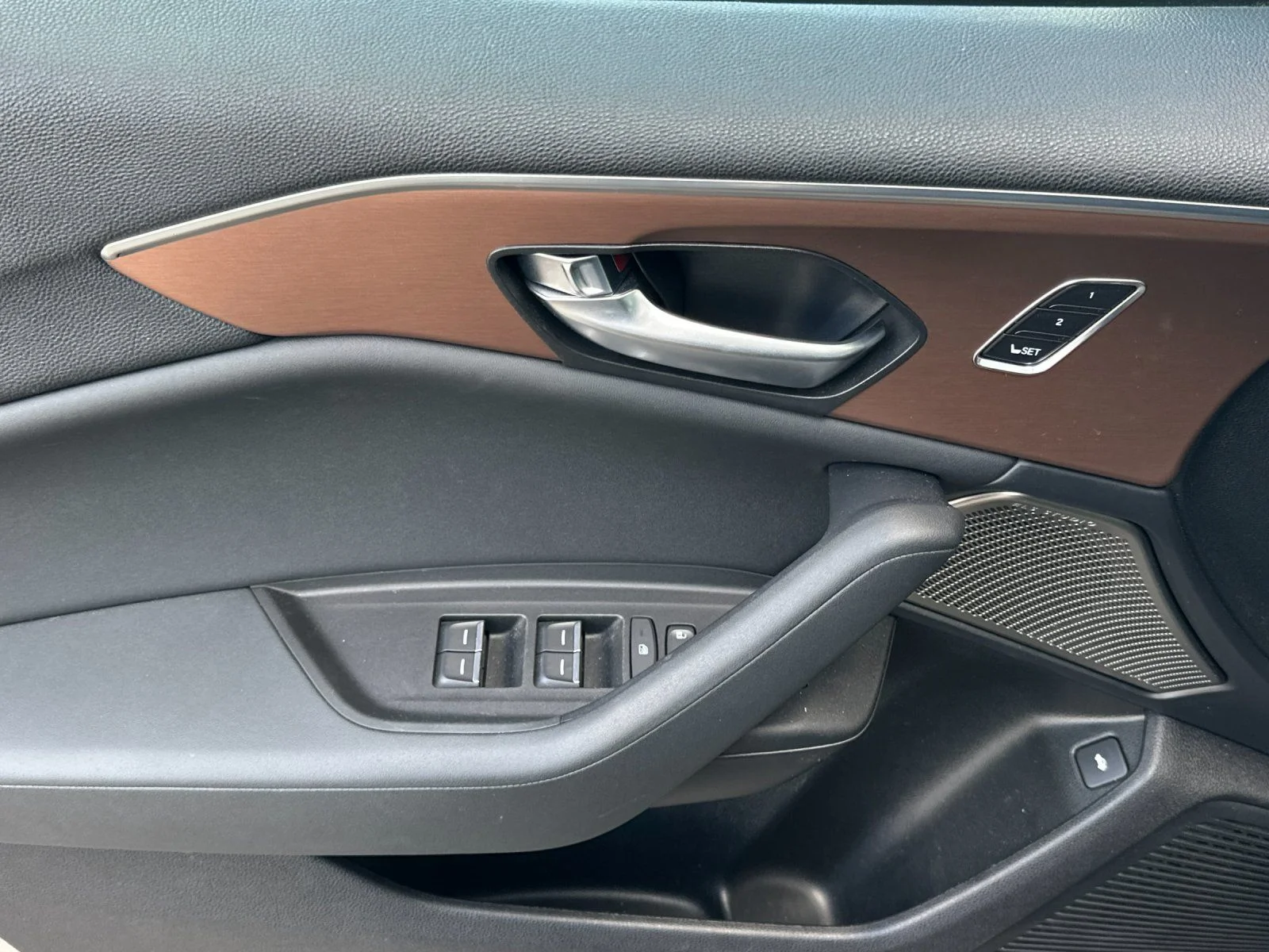 Used 2021 sparkle silver met Acura Technology Package image 10