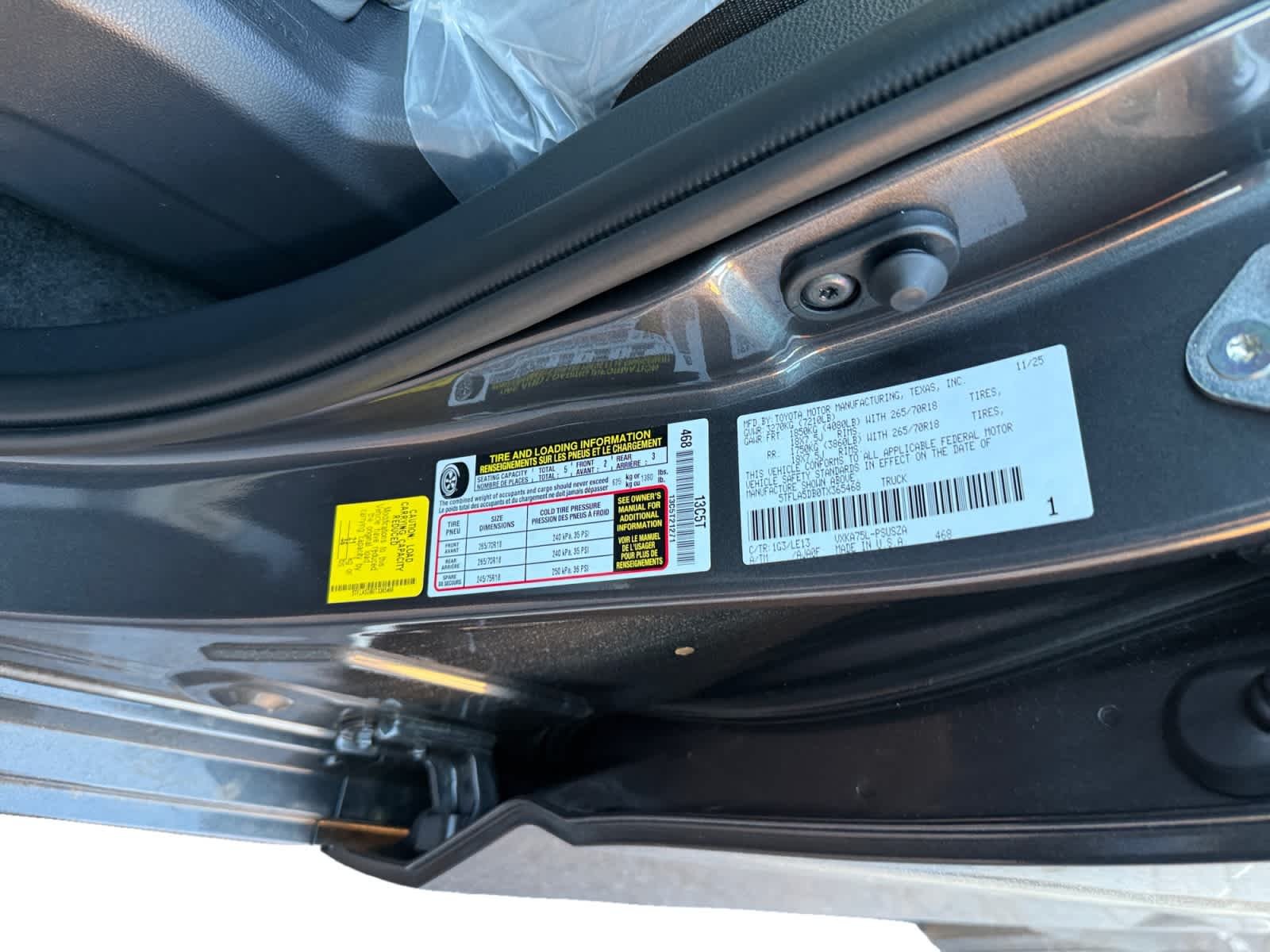 2026 Toyota Tundra SR5 - Photo 25