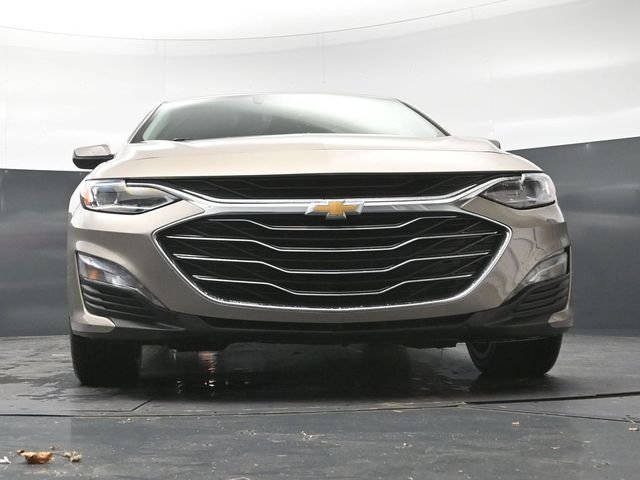 Used 2024 Mineral Gray Metallic Chevrolet LT image 26