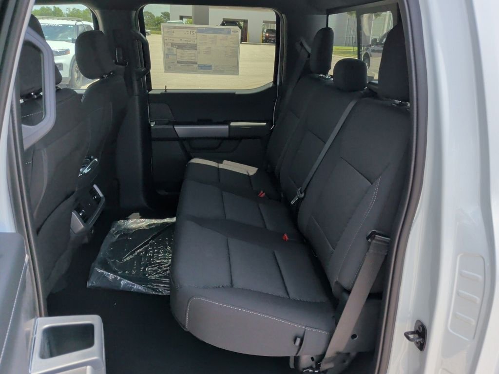 New 2026 Oxford White Ford XLT image 36