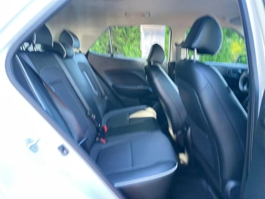 Used 2024 Lunar White Hyundai Limited image 22