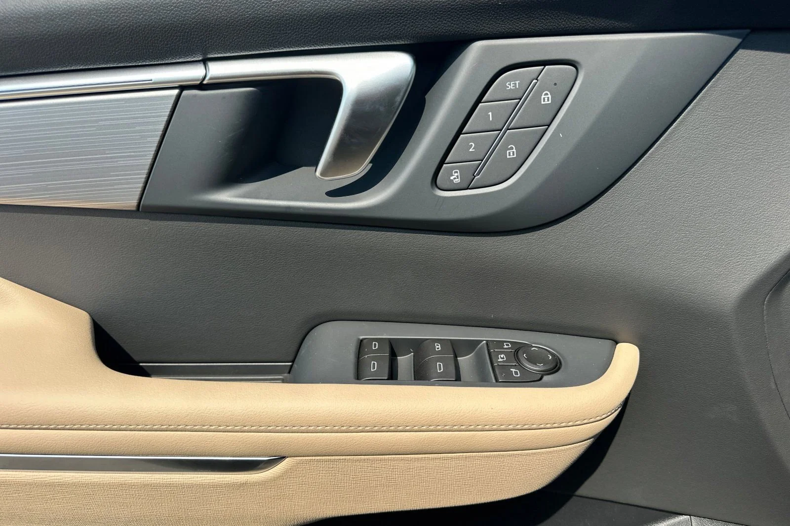 2026 Buick Enclave Preferred - Photo 9