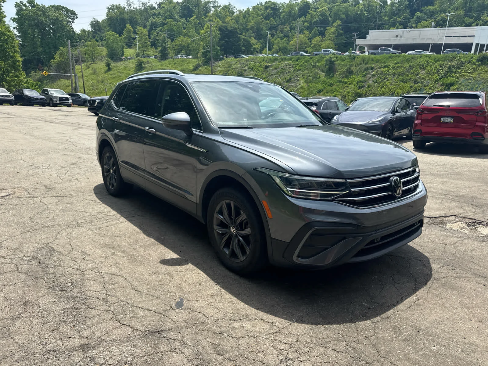 2023 Volkswagen Tiguan SE