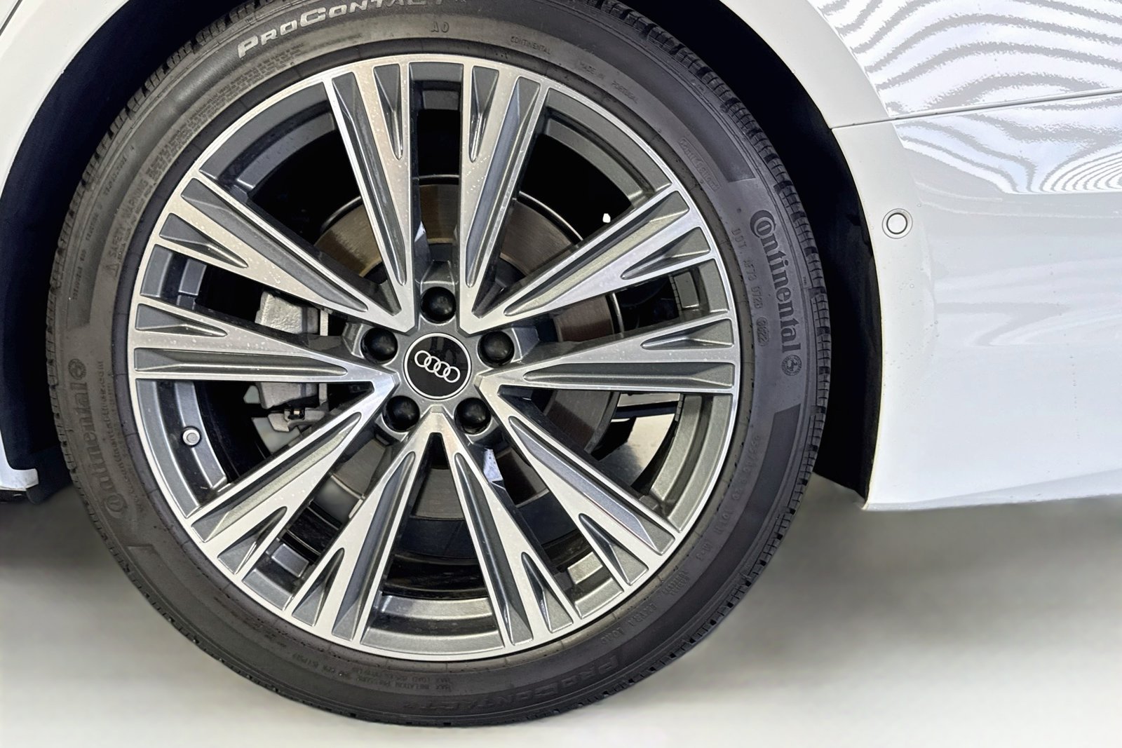 Used 2023 Ibis White Audi Premium Plus image 30
